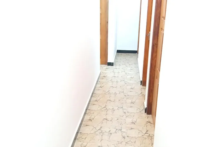 Euro Asian Rooms&Restaurant