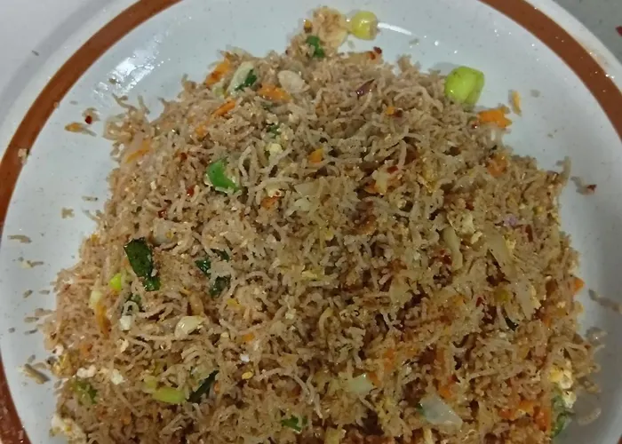 Euro Asian Rooms & Restaurant