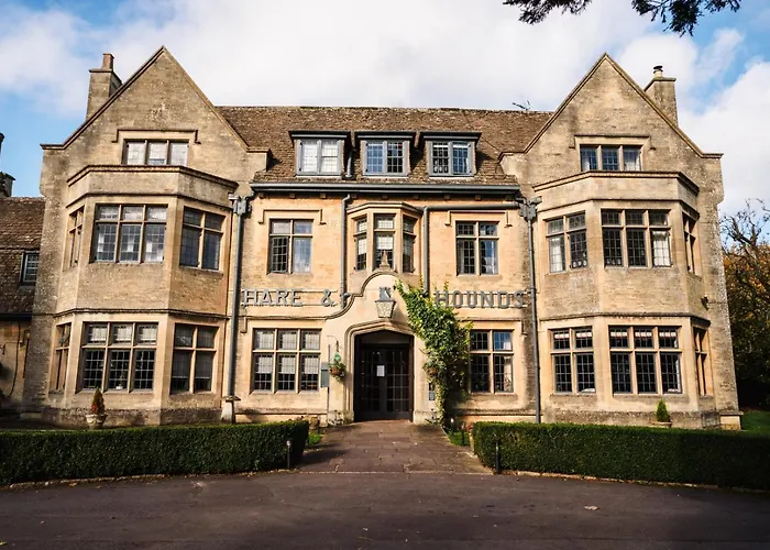 The Hare & Hounds Hotel