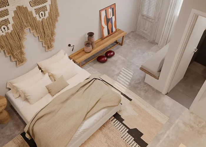 F Fine Suites - Adults Only