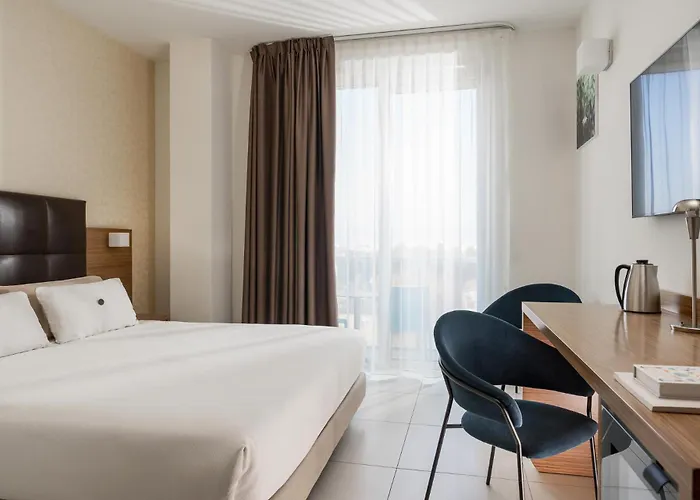 Aqua Hotel