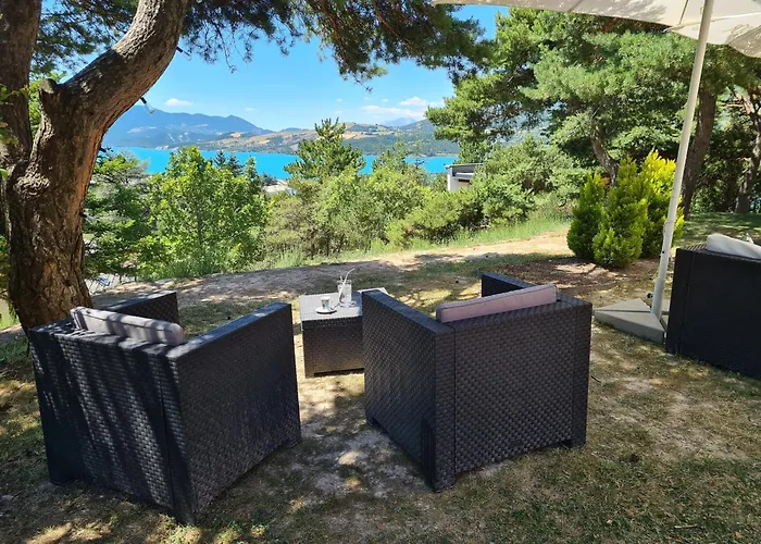Logis Hotel Eden Lac
