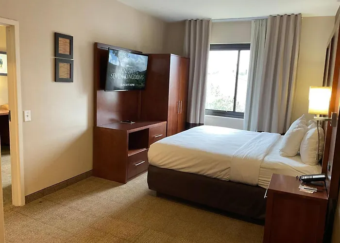 Comfort Suites Dover University Area