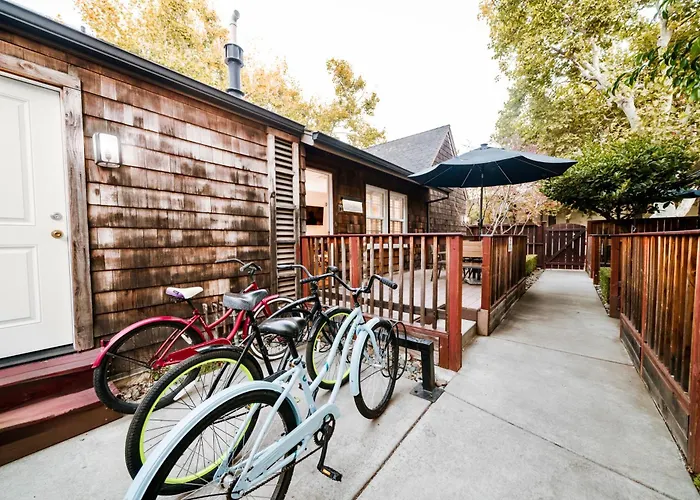 Aggie Inn, An Ascend Collection Hotel