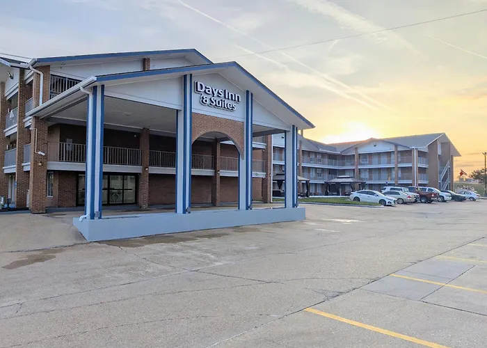 Days Inn & Suites By Wyndham Bossier City La Shreveport