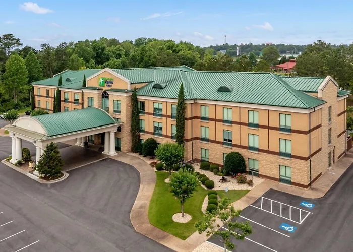Holiday Inn Express & Suites Macon - I-475 By Ihg