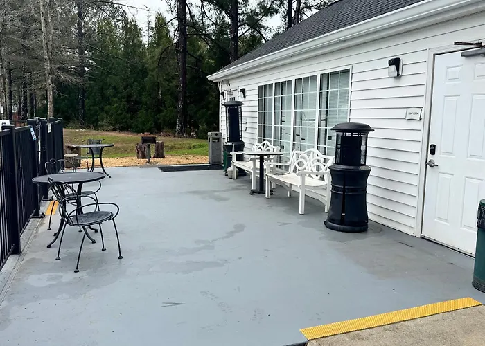 Quality Inn Newnan - Atlanta South