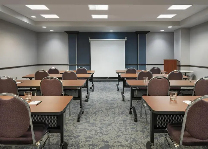 Hyatt Place Lakeland Center