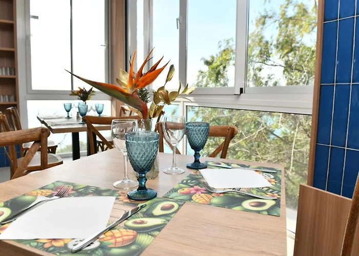 Hotel Salobrena Suites
