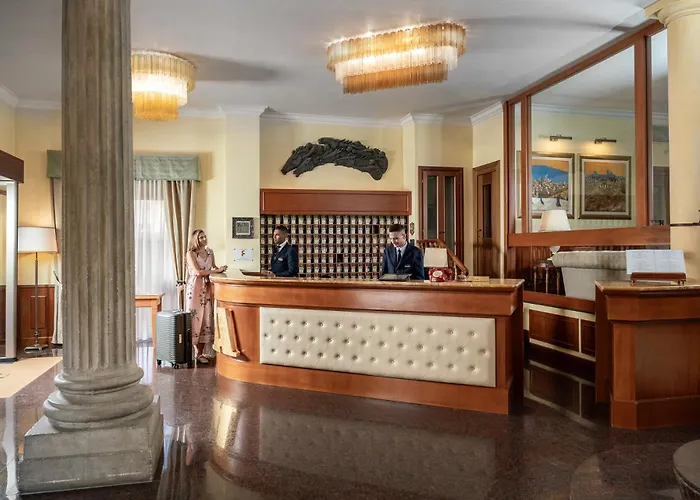 Hotel Athena