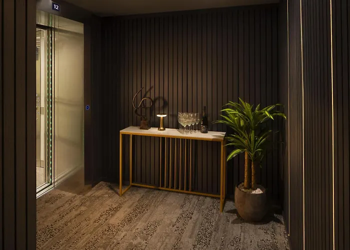 Doubletree By Hilton Manchester Piccadilly