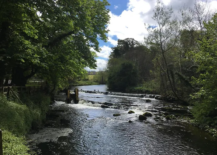 Twin Trees Hotel & Brusna Falls Leisure