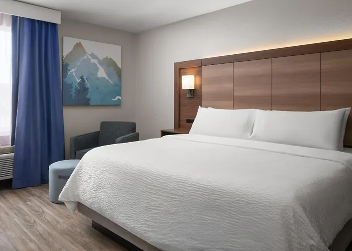 Garner Hotel Pigeon Forge Downtown By Ihg