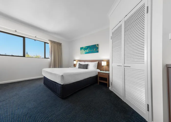 Ocean Centre Hotel