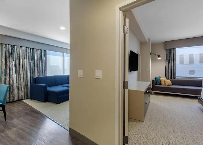 Cambria Hotel Philadelphia Downtown - Center City