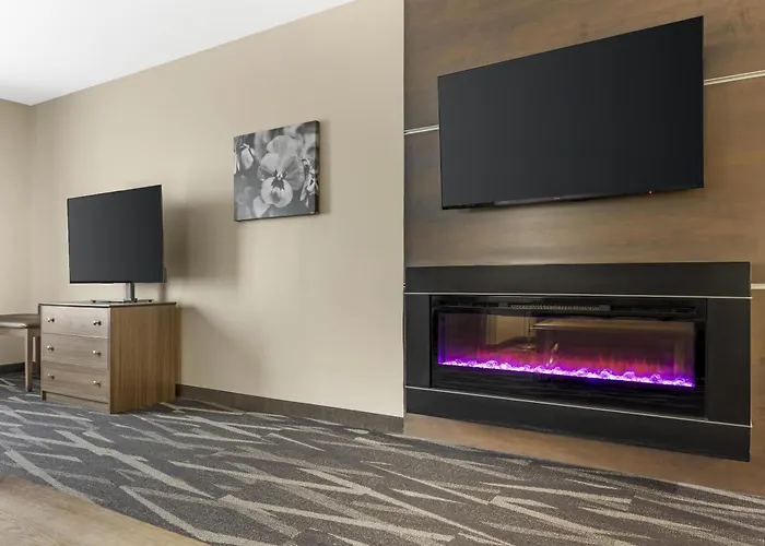 Best Western Plus Centralia Hotel & Suites