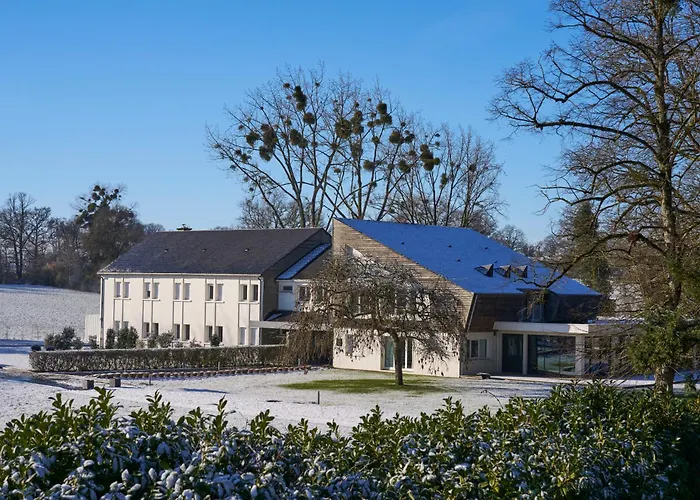 Hotel Le Corbusson Laval Ouest