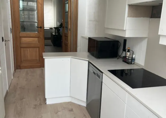 Holiday House With Private Jaccuzi - Leuven City Center