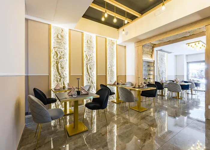 Bella Napoli Suites