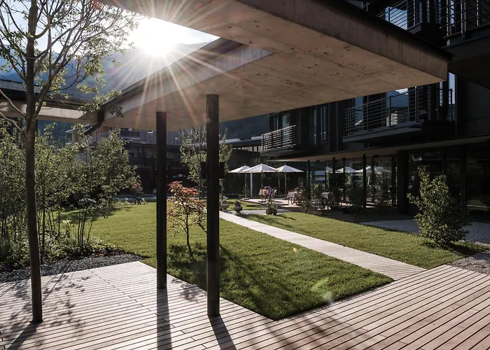 zelloon boutique hotel