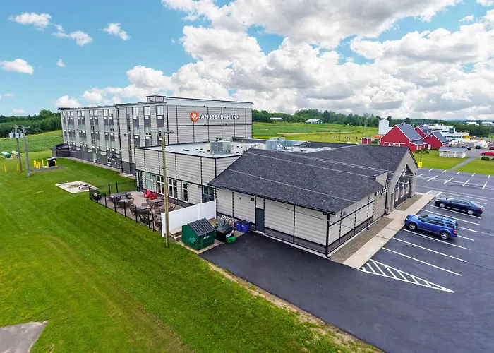 Amsterdam Inn & Suites Florenceville Bristol, An Ascend Collection Hotel