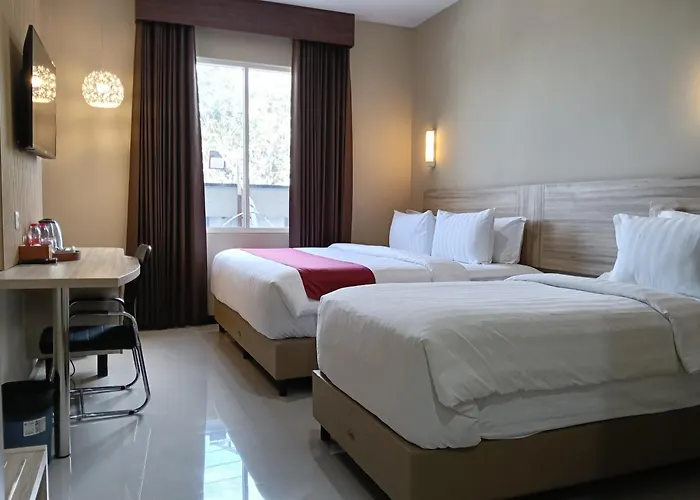 Sunflower Hotel Syariah Near Juanda Airport