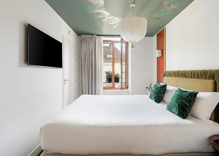Hotel La Cour Du 6