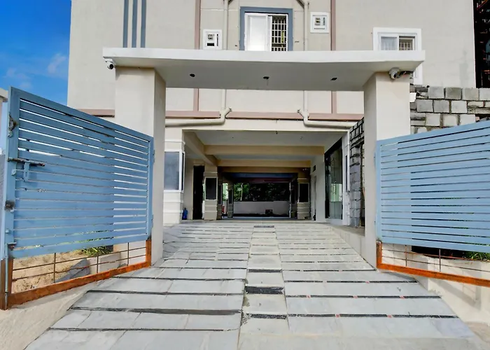 Hotel O Rr Grand Luxury Rooms