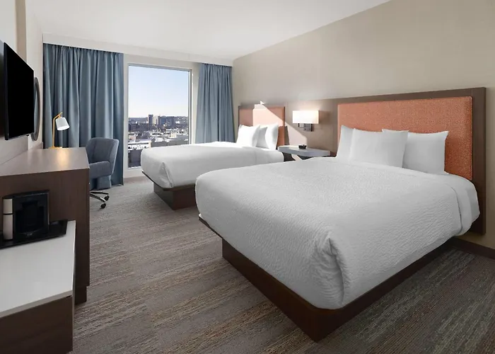 La Quinta Inn & Suites By Wyndham Queens Nyc Jfk Airtrain