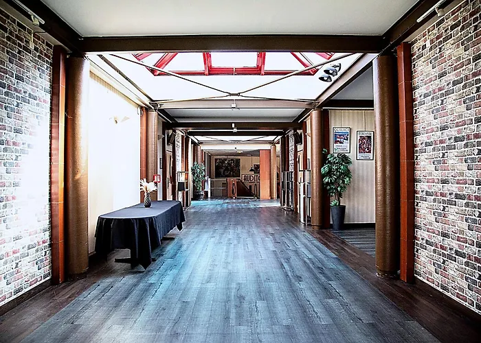 The Originals City, Hôtel Ascotel, Lille Est Grand Stade (Inter-Hotel)