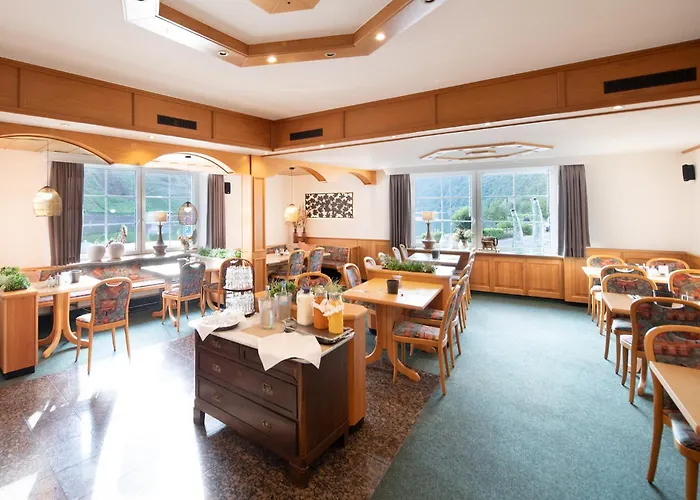 Hotel zum Moselstrand