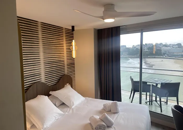 Le Crystal Dinard, Sure Hotel Collection By Best Western