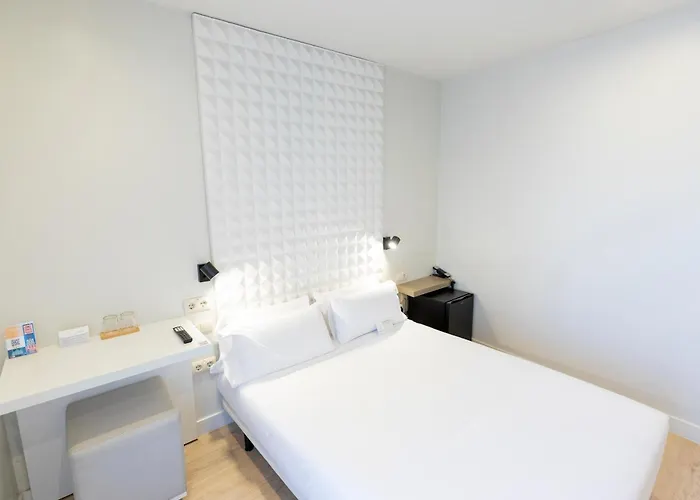 Urbansea Atocha 113 Hotel Madrid