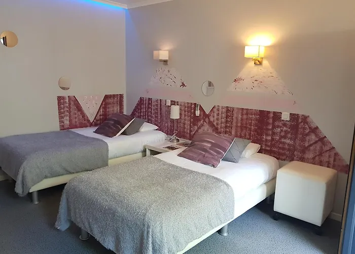 Logis Hotel Restaurant Les Capucins