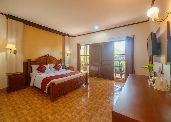 Puri Saron Hotel Madangan - Gianyar