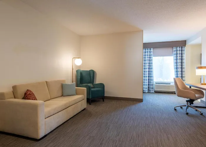 Hilton Garden Inn Auburn Riverwatch