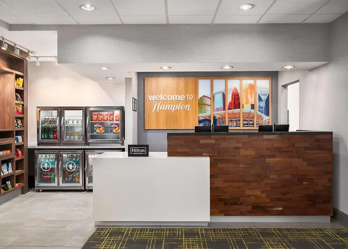 Hampton Inn & Suites Charlotte Arrowood Rd
