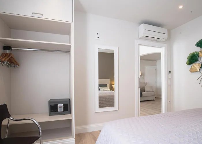Hotel Pirineos Figueres by Pierre&Vacances