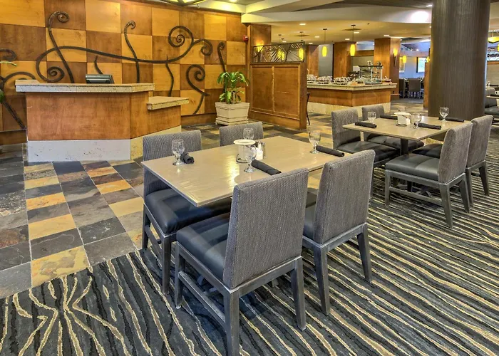 Hilton Knoxville Airport