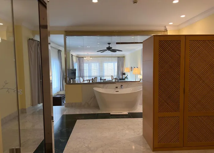 Los Cinco Enebros by Bossh! Hotels Robledo de Chavela