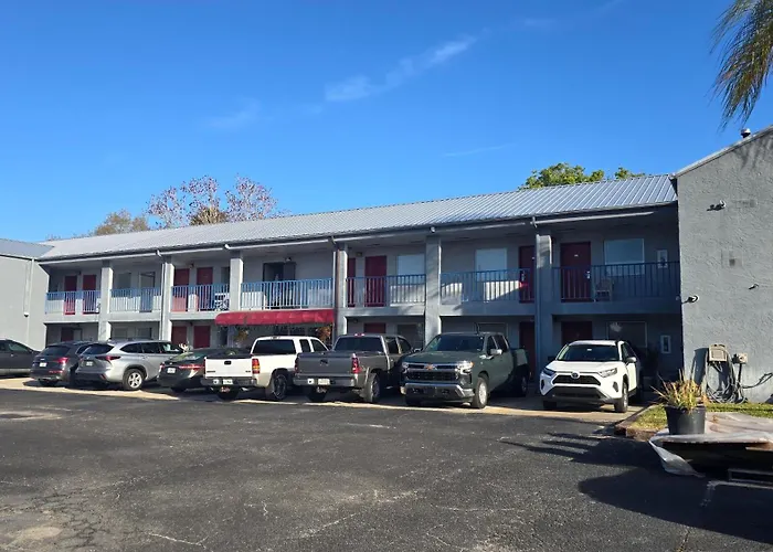 Lakeview Inn & Suites Okeechobee