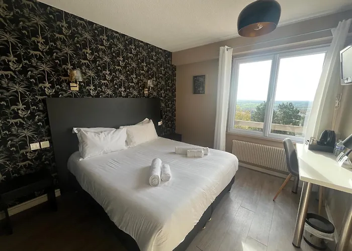 Logis Hôtel La Bruyere