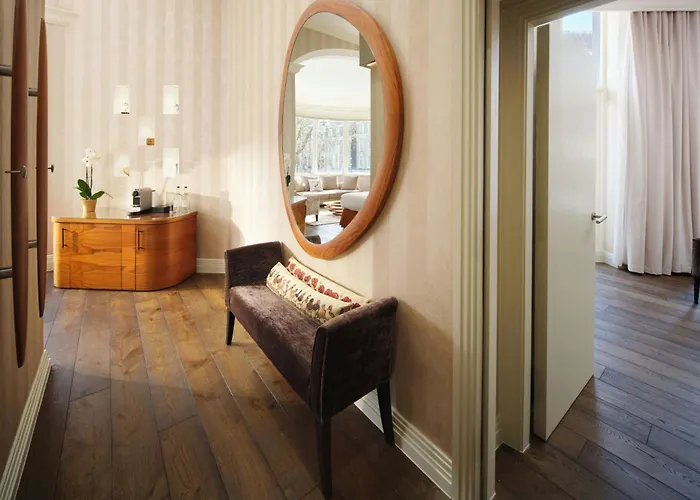 Hotel Xenia, Autograph Collection London