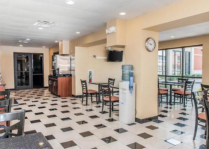Quality Inn & Suites Mattoon South