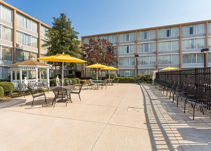 Wyndham Garden Greensboro