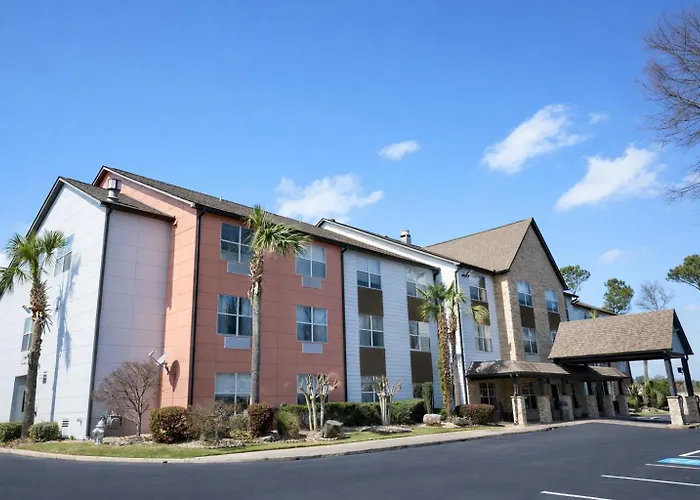 Baymont Inn & Suites By Wyndham Morrow - Atlanta I-75 South