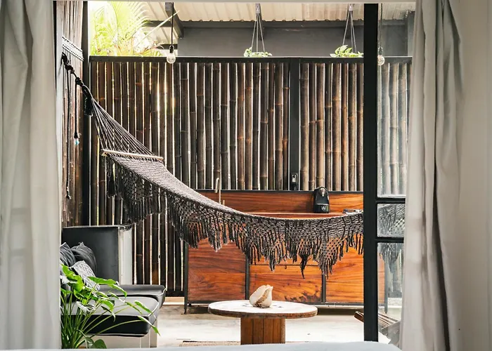 La Negra Surf Hotel