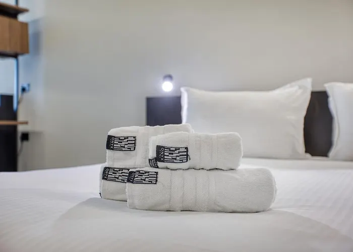Onyx Hotel