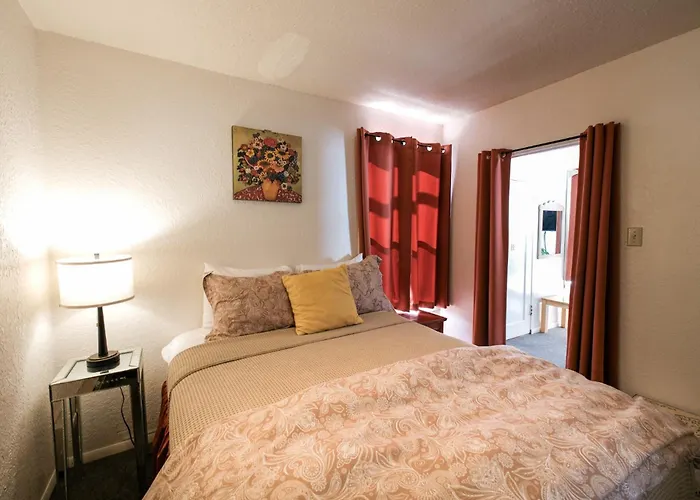 Jonquil Motel