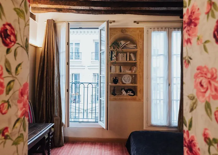 Hotel Saint-Paul Rive-Gauche